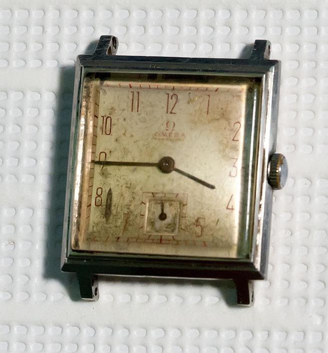 Часы “Комета” Кайманова Н.Ф. - Героя Советского Союза. СССР. 1944. Металл, стекло::МОУ «СОШ №9». Музей боевой славы Героя Советского Союза Н.Ф.Кайманова g2id28576