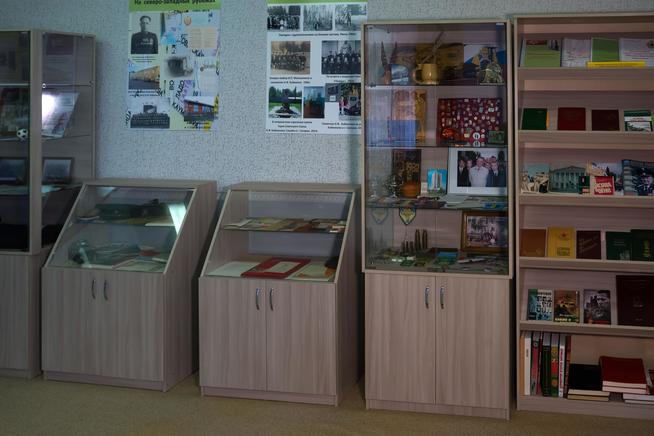 ::МОУ «СОШ №9». Музей боевой славы Героя Советского Союза Н.Ф.Кайманова g2id28676