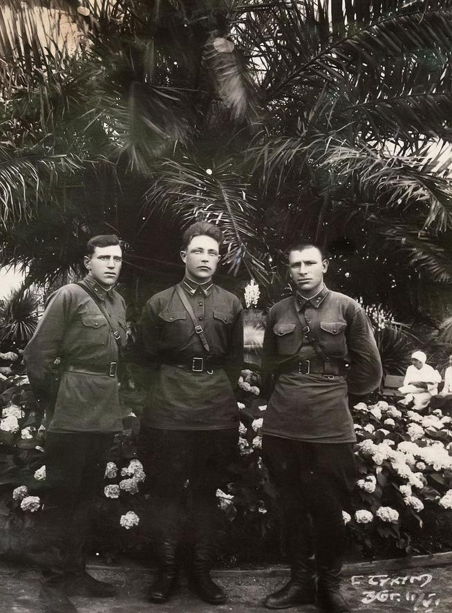 ::МОУ «СОШ №9». Музей боевой славы Героя Советского Союза Н.Ф.Кайманова g2id28720