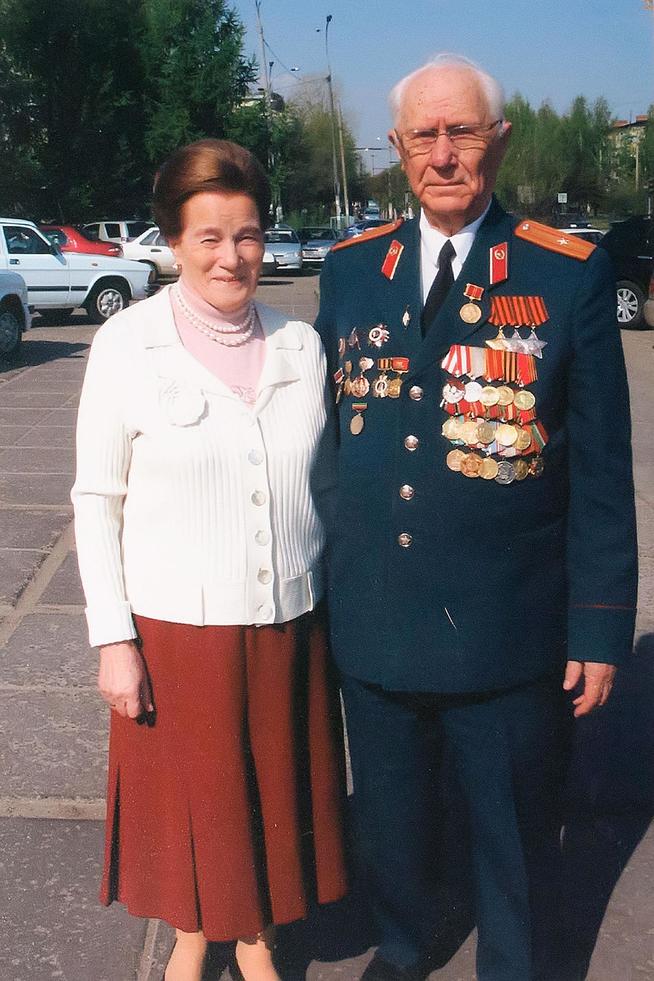 ::МБОУ «Гимназия №2» имени Баки Урманче. Музей Рифката Гайнуллина g2id28868