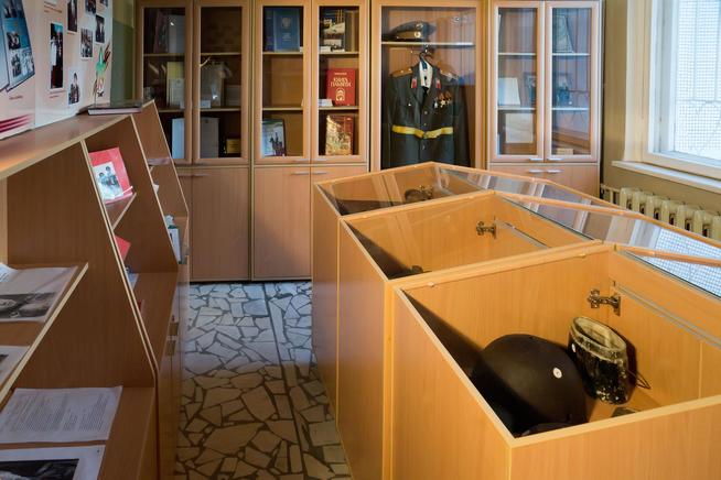 ::МБОУ «Гимназия №2» имени Баки Урманче. Музей Рифката Гайнуллина g2id28880