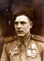 Фото. Власов А.К. (1919-?), сержант фотовзвода. 1944-1945 годы
