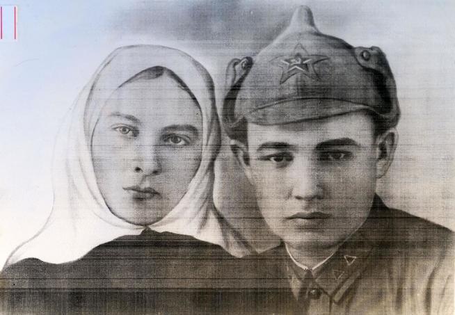 Фото. Галимуллин Карим с женой Нурсабах. 1940-е::МБУ «Сабинский централизованны краеведческий музей» Сабинского муниципального района РТ. 2014 g2id4183
