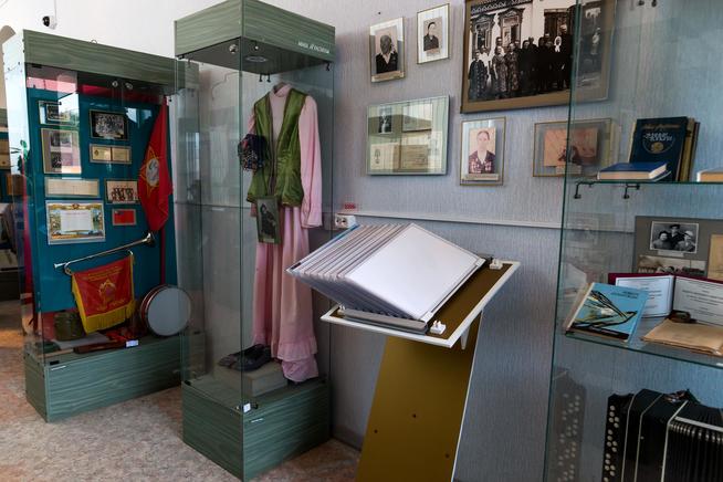 Раздел экспозиции Рыбно-Слободского краеведческого музея, посвященный Великой Отечественной войны. 2014::МБУ «Рыбно-Слободский краеведческий музей» g2id8023