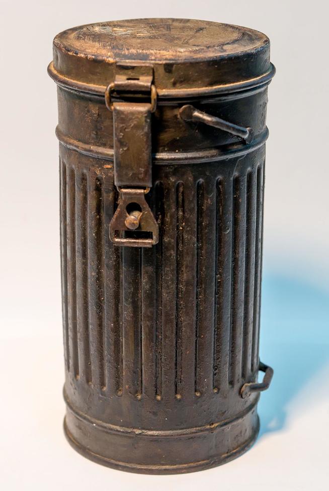 Патронташ. 1940-е. Металл::Краеведческий музей Шеморданского лицея. 2014 g2id4295