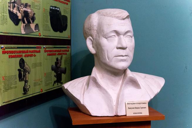 ::Военно-патриотическая комната Шеморданского лицея. 2014 g2id4403