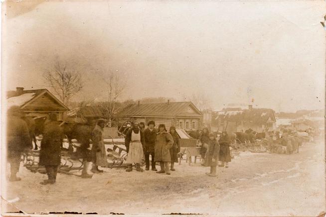 Фото. Пробный выезд подготовке к военному сбору колхоза им.К. Маркса. д.Нижний Тимерлик. 1935 удалить::МОУ «Верхне-Тимерлекская средняя общеобразовательная школа» g2id8427