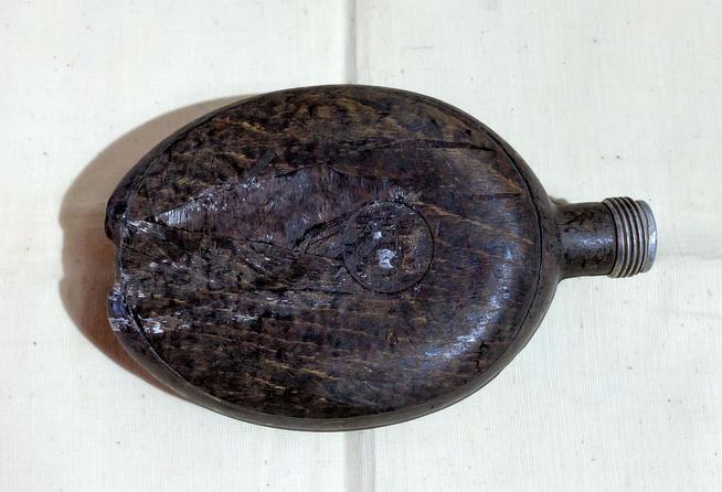 Фляга Саляхова Г., участника Великой Отечественной войны. СССР. 1941-1945 годы::МБОУ «Кутлу-Букашская средняя общеобразовательная школа» Рыбно-Слободского муниципального р-на РТ g2id8495