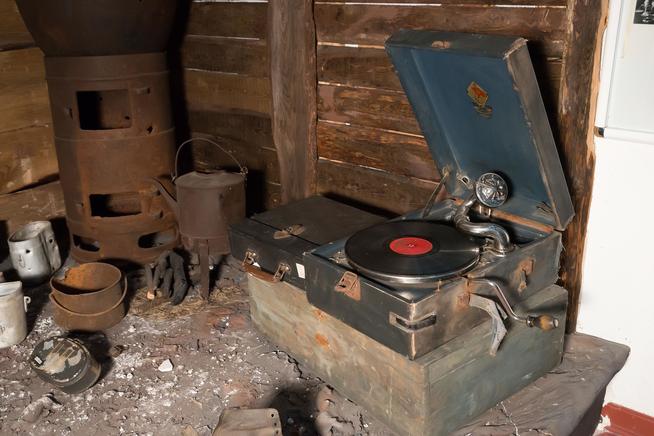 Патефон. 1940-х гг.::МАУК г.Набережные Челны "Историко-краеведческий Музей" g2id30648