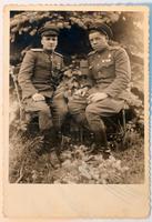 Фото. Кузьмин П.А. (справа) с другом, участники Великой Отечественной войны. 1941-1942 годы