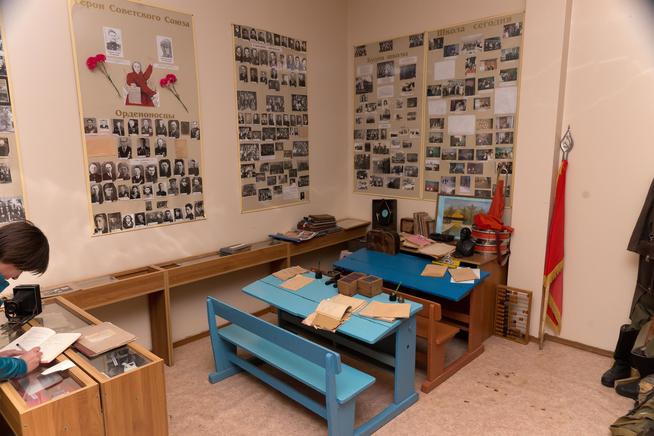 ::МБОУ «СОШ №1», Г. Мензелинск. Музей историии школы g2id33554