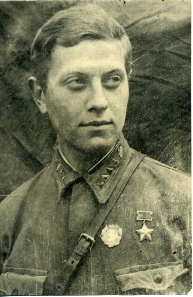 НМРТ КППи-106574    Фотография В А  Григорьев - Герой Советского Союза_1::Григорьев В.А. g2id86115