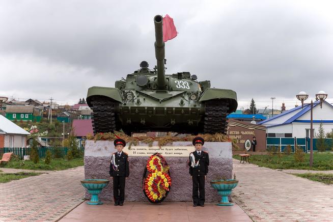 Парк Победы. с. Черемшан. 2014::Черемшанский район g2id86844