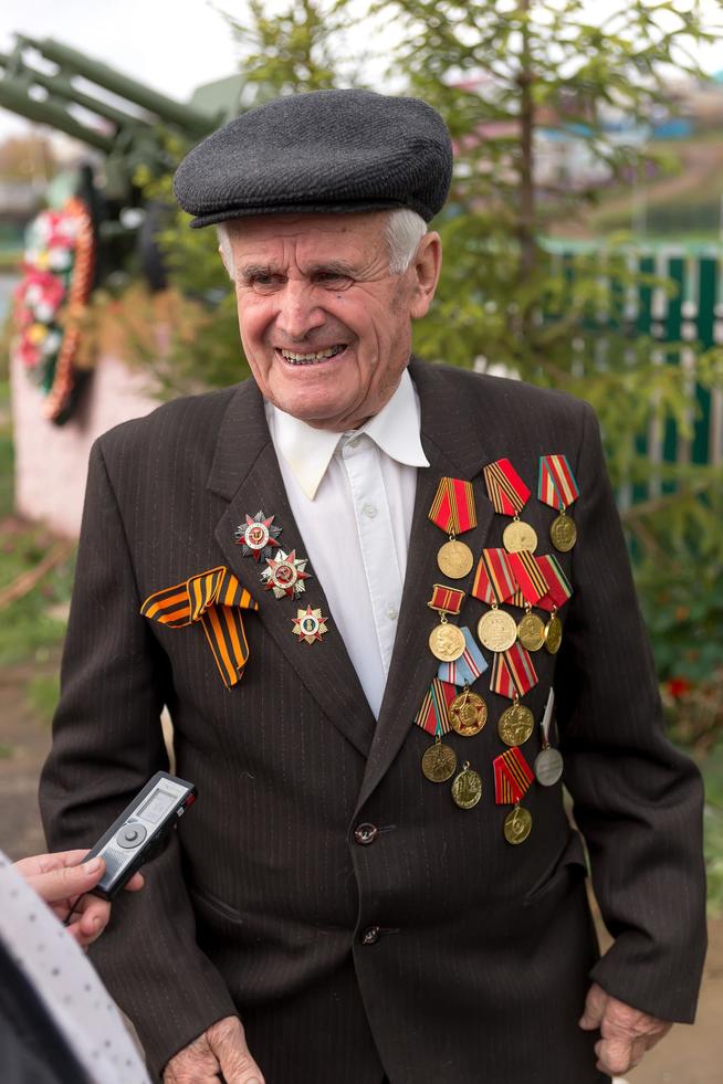 Фото. Чупахин А.В. (1925) - участник Великой Отечественной войны. 2014::Черемшанский район g2id86899