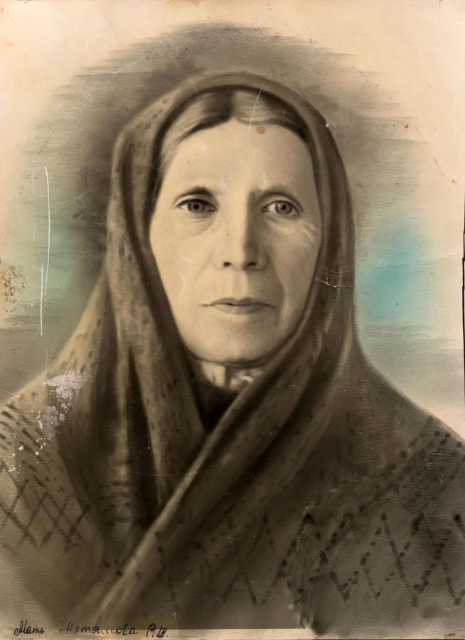 Фото. Ахтямова М.А. – мать Ахтямова Р.Ш., погибшего участника Великой Отечественной войны. 1940-е::МБУ «Мемориальный центр Черемшанского муниципального района РТ» g2id87393