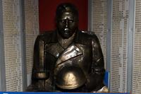 «Стена скорби»-фрагмент экспозиции Мемориального центра,посвященный черемшанцам,погибшим в годы Великой Отечественной войны.2014