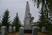 Обелиск павшим в с. Клянчеево  Камско - Устьинского района. 2014