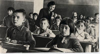 Учащиеся 2 класса школы № 51 Сталинского района на занятиях. Казань. 1941