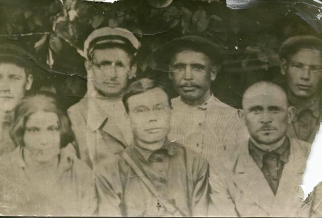 Руководители колхоза Гигант. 1932г.::Фото, предоставленные музеем g2id90571