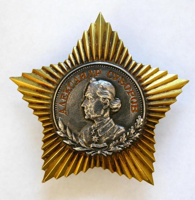 Знак наградной ʺОрден Суворова II-й степениʺ Ф.Г.Булатова::Награды g2id95945