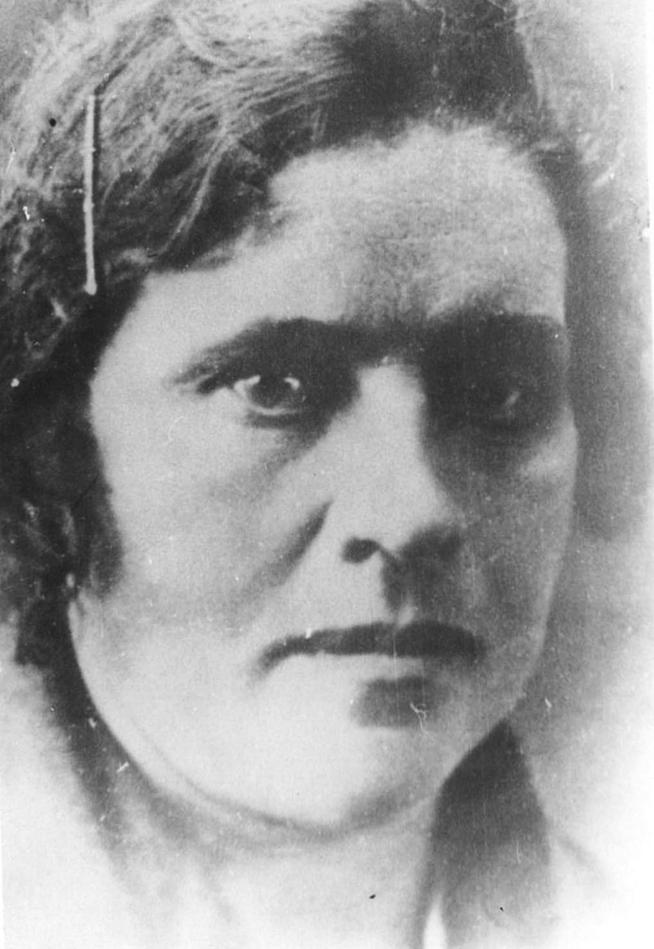 Фото. Солдаткина Е.Г. 1940-е::фото для статей предоставлены музеем завода "Позис g2id96753