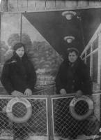 Фото. Усанова А.И.(слева). 1950-е