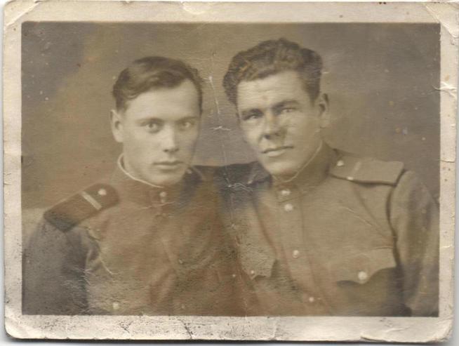 Петров Н.М.::Фотографии участников Великой Отечественной войны и документы по Спасскому району (до 1946г.) g2id97386