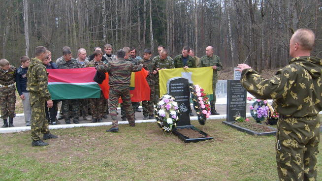 Митинг при открытие памятника землякам павшим на Смоленской земле май 2013г (2)::Поисковый отряд Спасского района "Булгары" g2id97536