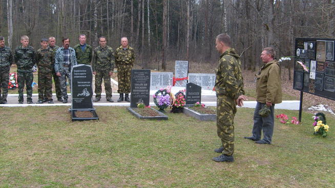 Митинг при открытие памятника землякам павшим на Смоленской земле май 2013г::Поисковый отряд Спасского района "Булгары" g2id97556