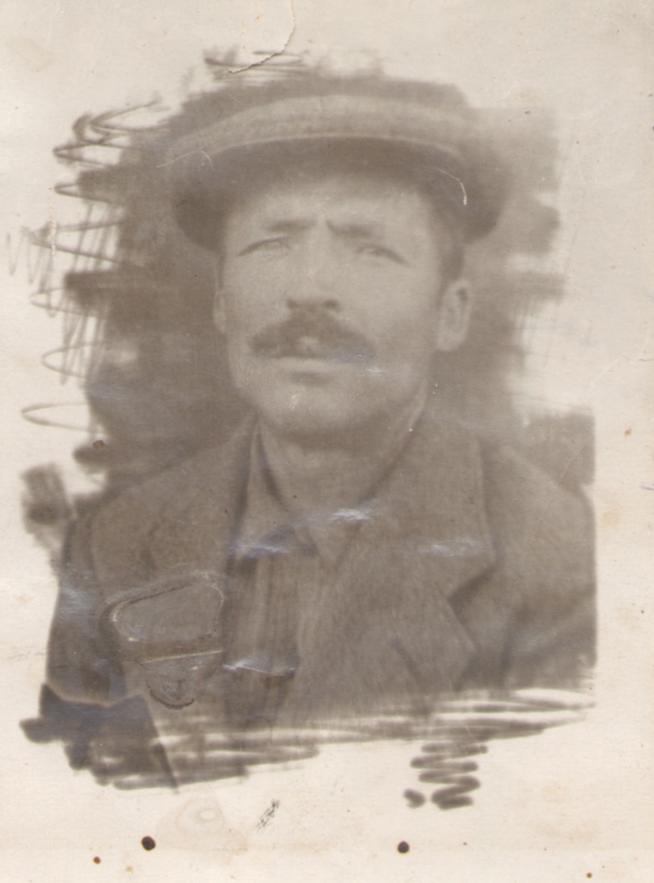 Емелюшин Роман Якимович 1912г.р.,урож.с.Три Озера. Пропал без вести в 1942г.::Фотографии участников Великой Отечественной войны и документы по Спасскому району (до 1946г.) g2id98224