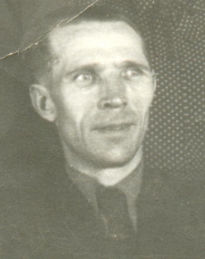 Чегодаев Николай  Васильевич 1918 г.   с.Русская Бездна. Вернулся::Фотографии участников Великой Отечественной войны и документы по Спасскому району (до 1946г.) g2id98309