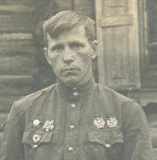 Прокофьев Александр Семенович 1914 г. с.Бездна. Вернулся по ранению.::Фотографии участников Великой Отечественной войны и документы по Спасскому району (до 1946г.) g2id98321