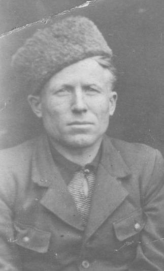 Сафиуллин Кадыр Сафиуллович  1916 г. с.Новый Баран. Вернулся::Фотографии участников Великой Отечественной войны и документы по Спасскому району (до 1946г.) g2id98372