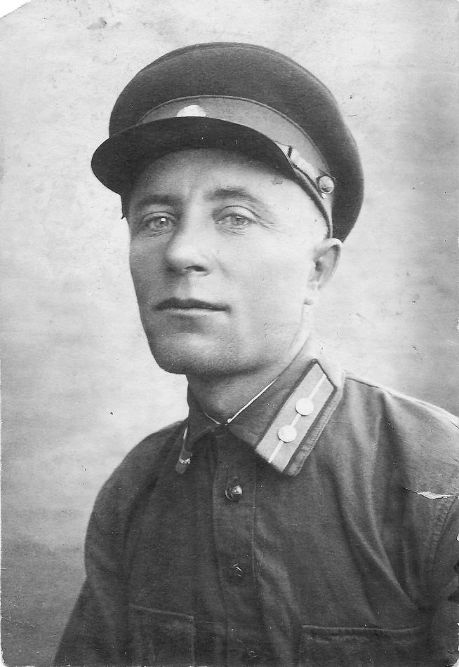 Бедов Василий Филиппович 1903 г. с.Новославка. Вернулся ::Фотографии участников Великой Отечественной войны и документы по Спасскому району (до 1946г.) g2id98448