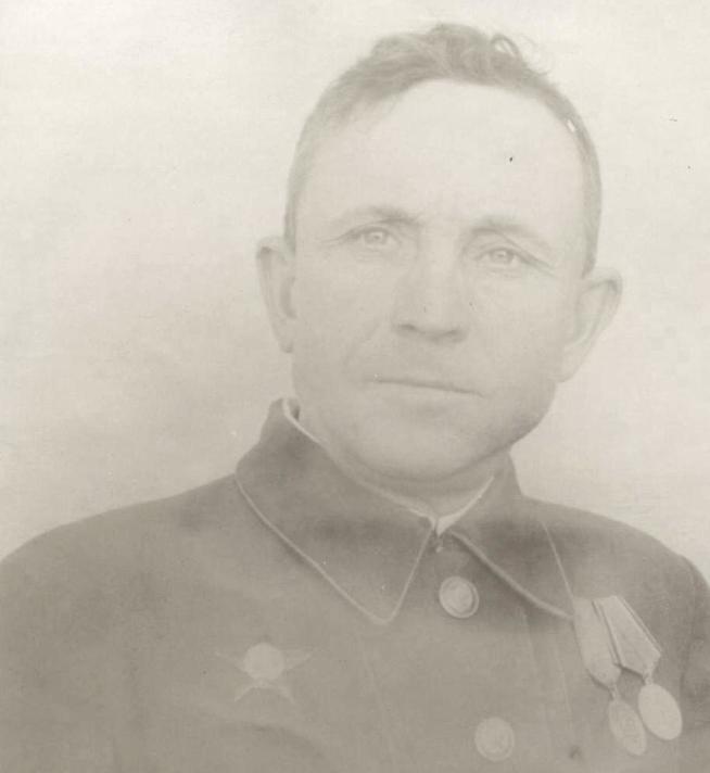 Кирамов Идрис Кирамович 1923 г. с.Старый Баран. Вернулся ::Фотографии участников Великой Отечественной войны и документы по Спасскому району (до 1946г.) g2id98524