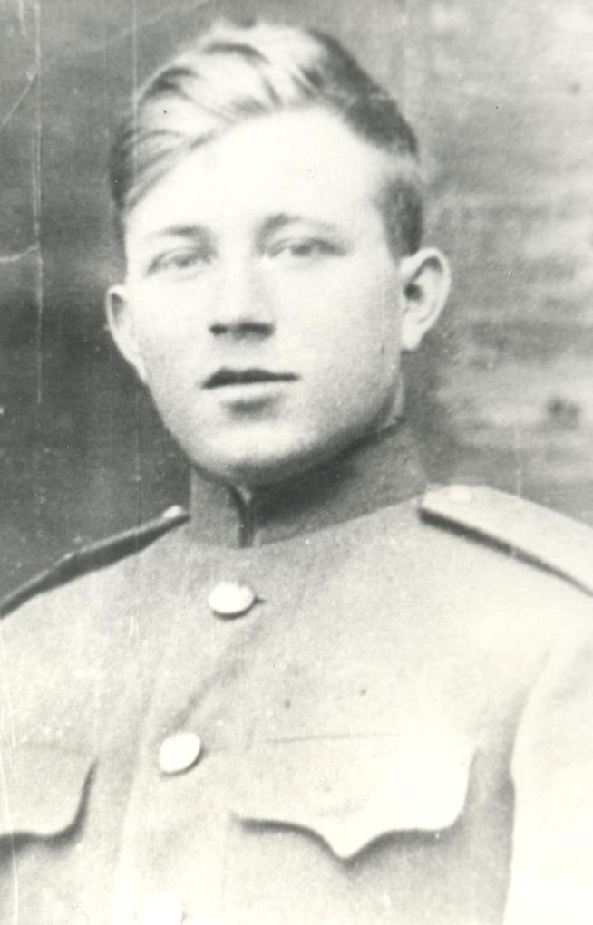 Мельников Владимир Степанович 1922 г.  г.Спасск. Погиб в 1943 году::Фотографии участников Великой Отечественной войны и документы по Спасскому району (до 1946г.) g2id98570