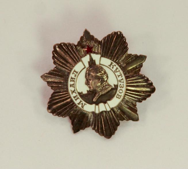 Орден Кутузова 2 степени Сафиуллина Г.Б. - Героя Советского Союза.СССР.1940-е. Серебро, штамповка, эмаль.::Награды g2id98927