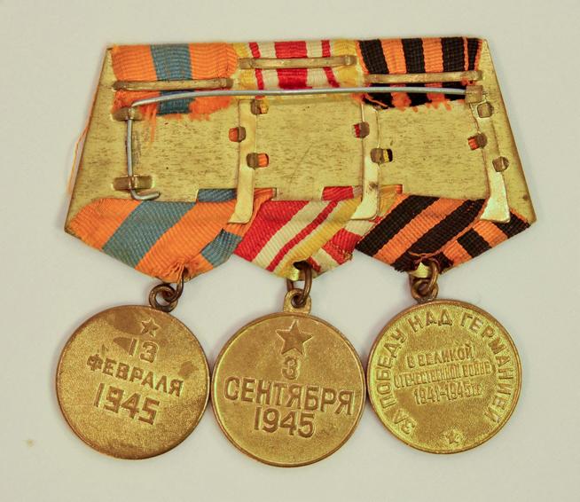 Медаль наградная  За победу над Японией Сафиуллина Г.Б. - Героя Советского Союза.СССР. 1945. Латунь,металл, шелк, штамповка.::Награды g2id99032