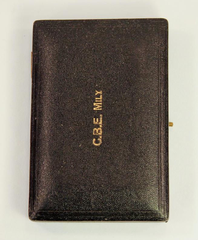 Футляр Ордена Британской империи Сафиуллина Г.Б. - Героя Советского Союза.Великобритания.1944.Кожа, металл.::Награды g2id99117