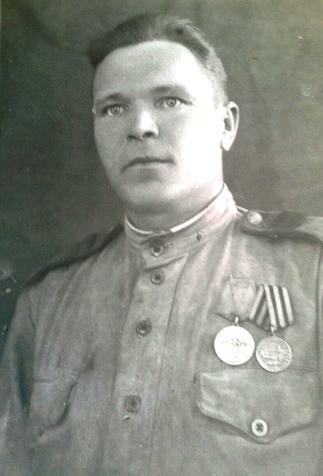 ГРИШИН СПИРИДОН ЕМЕЛЬЯНОВИЧ::Фотографии участников Великой Отечественной войны и документы по Спасскому району (до 1946г.) g2id99305