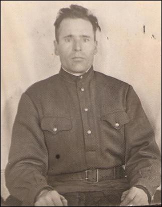 Бондарев Петр Игнатьевич::Фотографии участников Великой Отечественной войны и документы по Спасскому району (до 1946г.) g2id99365