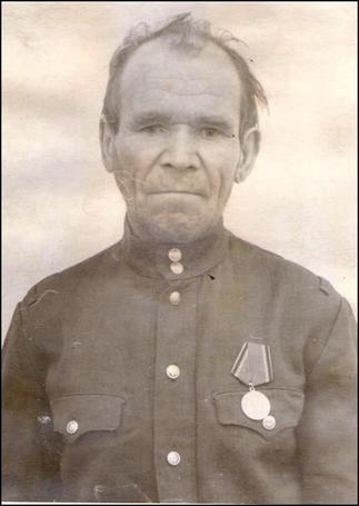 Дербышов Александр Архипович::Фотографии участников Великой Отечественной войны и документы по Спасскому району (до 1946г.) g2id99371