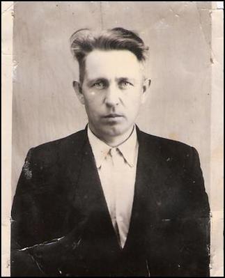 Петрунин Василий Порфирьевич::Фотографии участников Великой Отечественной войны и документы по Спасскому району (до 1946г.) g2id99407