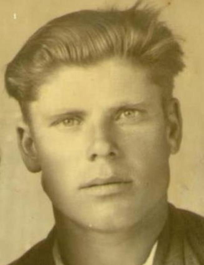 Дербенев Василий Якимович::Фотографии участников Великой Отечественной войны и документы по Спасскому району (до 1946г.) g2id99646