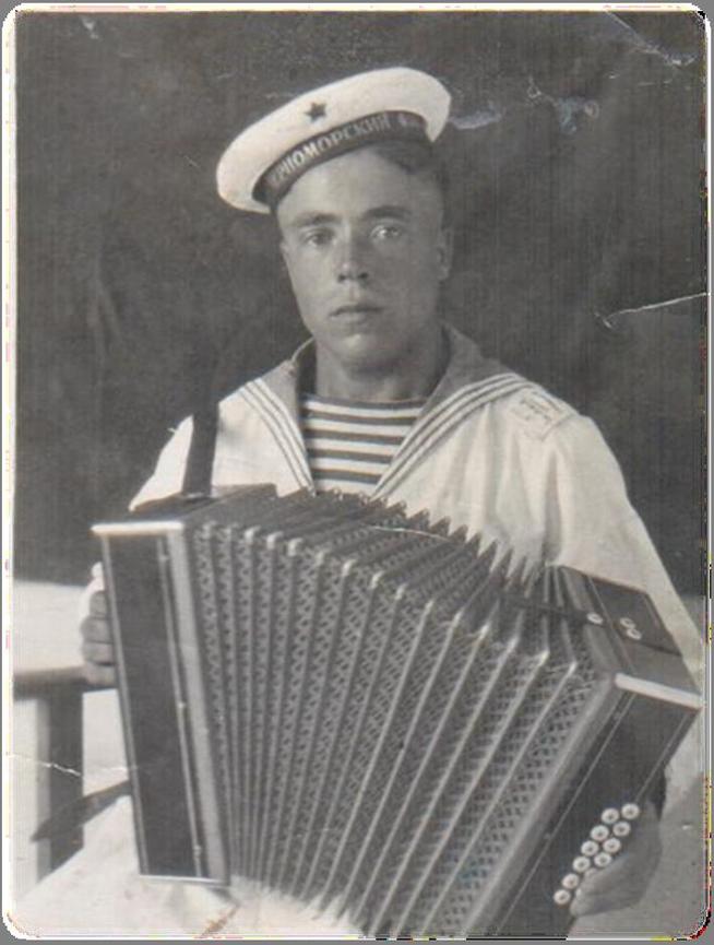 Мокшин Николай Павлович::Фотографии участников Великой Отечественной войны и документы по Спасскому району (до 1946г.) g2id99988