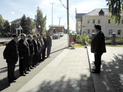 Награждение памятными медалями в Парке победы