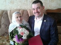 Набиуллину Гаугар Калимулловну поздравили с 95-летним юбилеем!