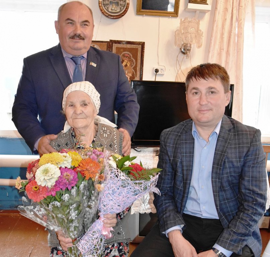 Труженица тыла из Нурлатского района отпраздновала 90-летие