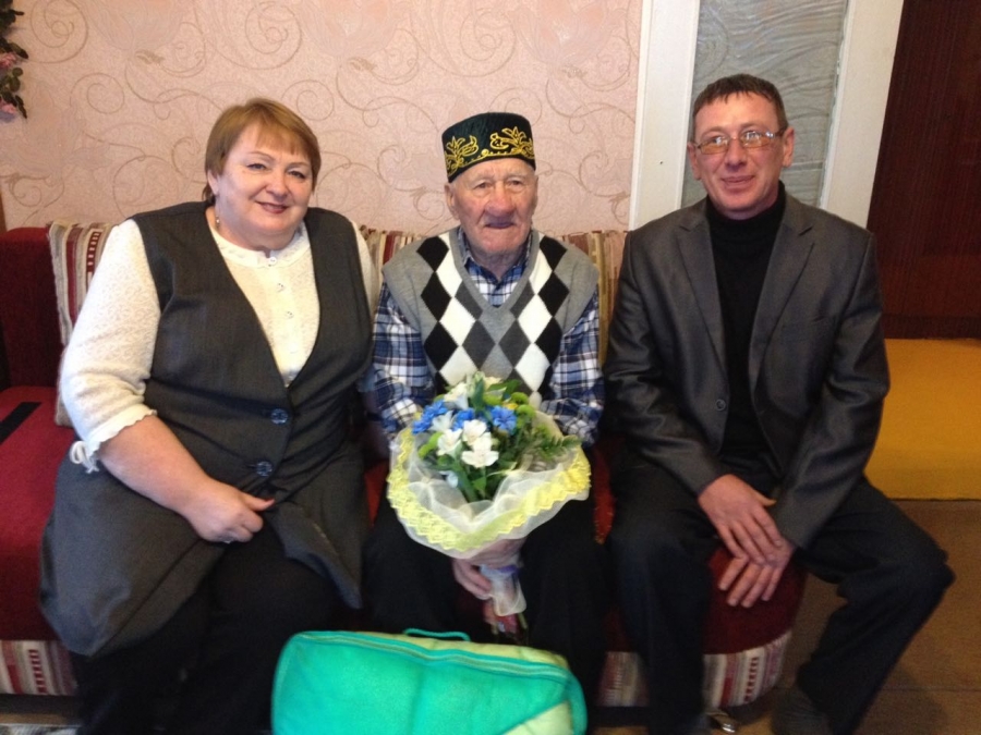 В Нурлатском районе ветерана Великой Отечественной войны поздравили с 90-летием