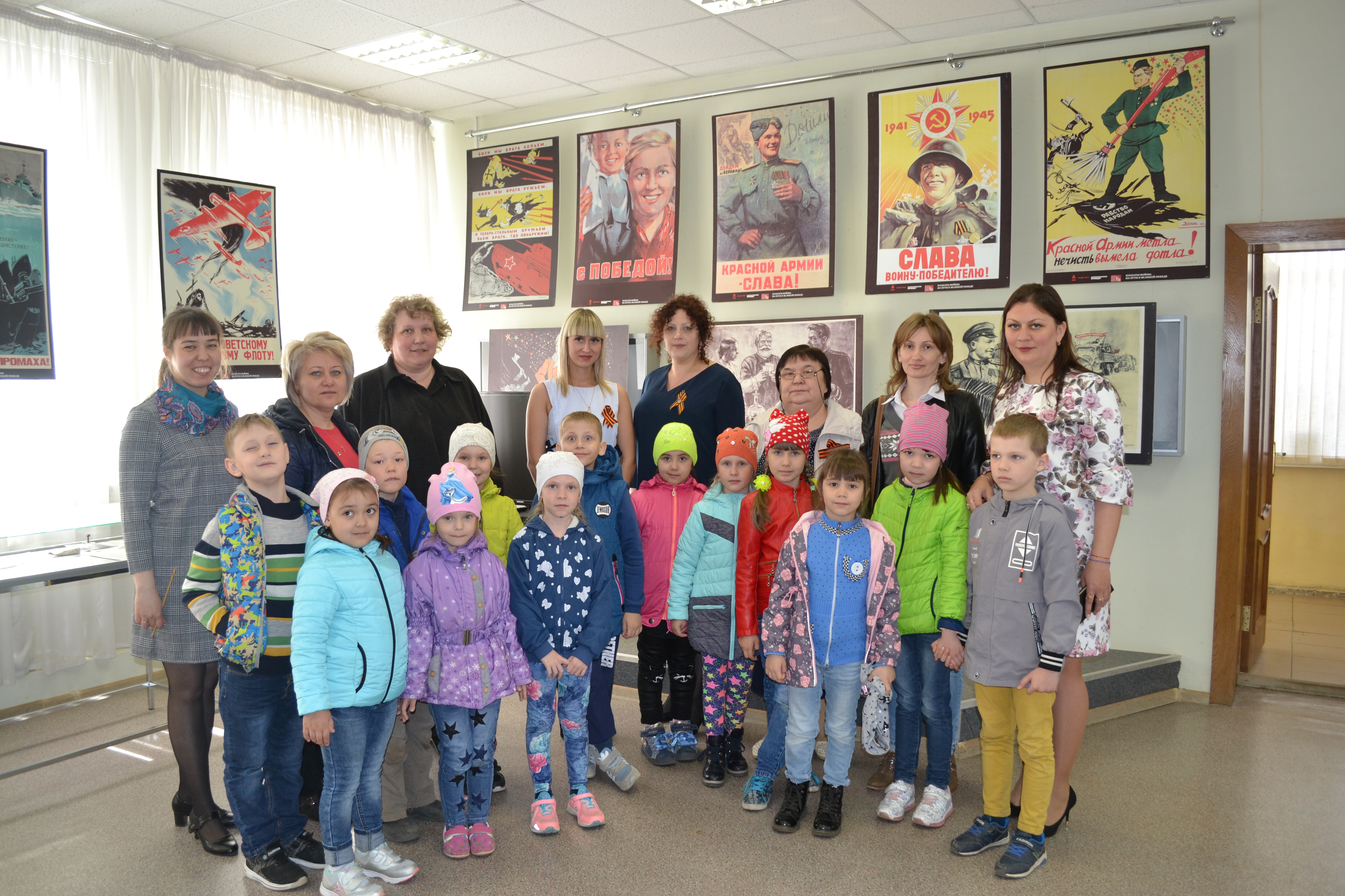 Открытие выставки военных плакатов в Музее историко—культурного наследия.